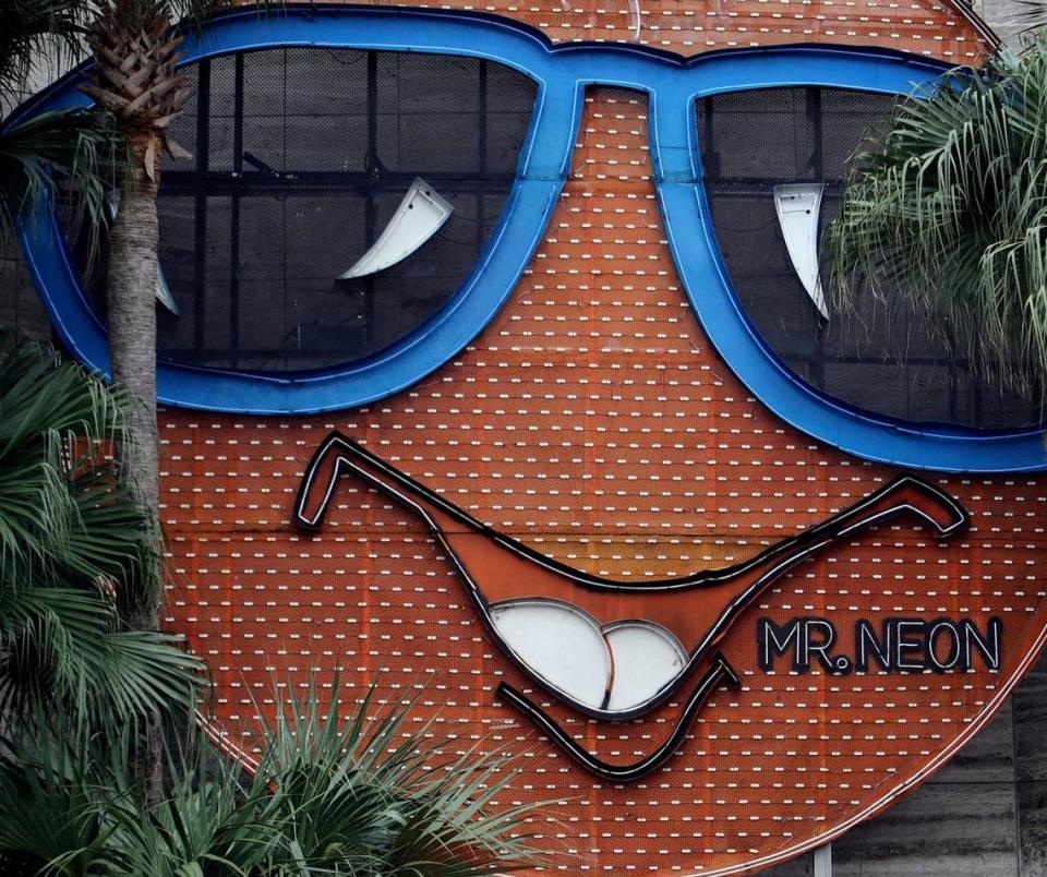 The Big Orange, Mr. Neon, sits at the base of the InterContinental Miami waiting for his big night on New Year’s Eve, 2013/FILE