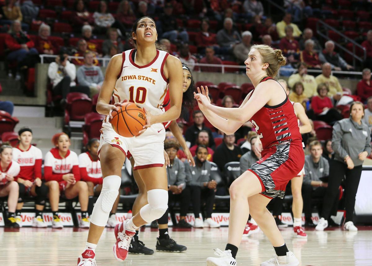 Iowa State women's basketball team opens Big 12 play with road win over