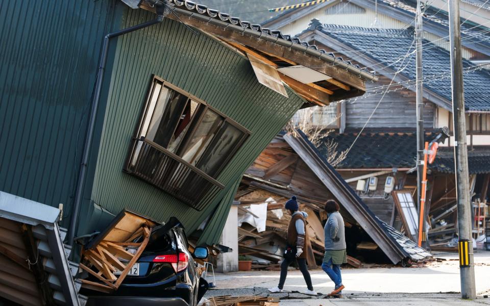 A damaged house in Nanao