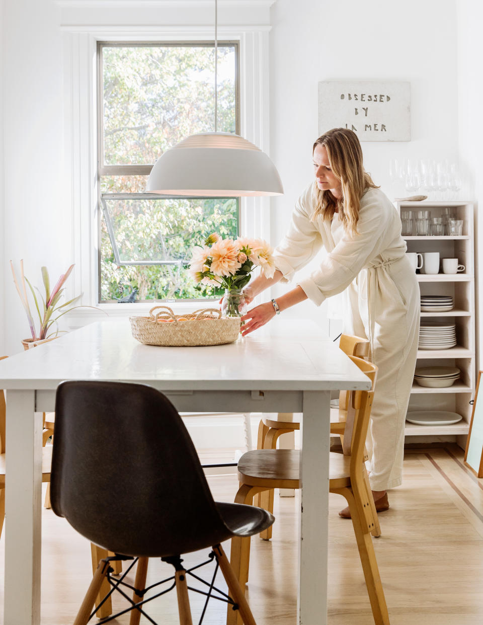 It's easier than you think to hang wallpaper by yourself!