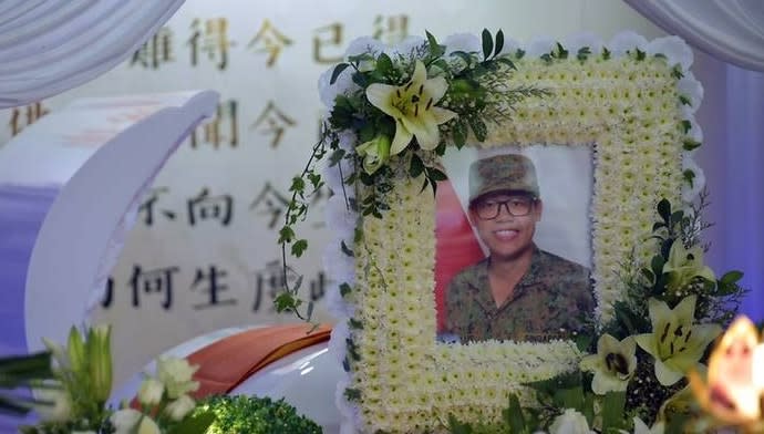 A photo of CFC Dave Lee at his wake. (PHOTO: Screenshot/Facebook)