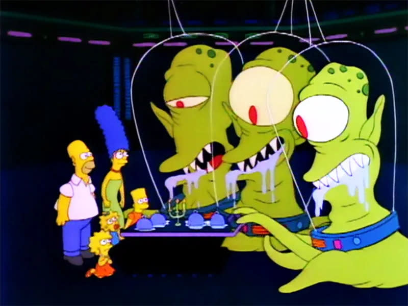 "Hungry Are the Damned" introduced "Treehouse" staples Kang and Kodos. (20th Century Fox/YouTube)