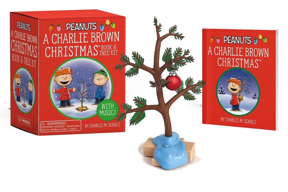 "A Charlie Brown Chrisitmas: Book and Tree Kit"