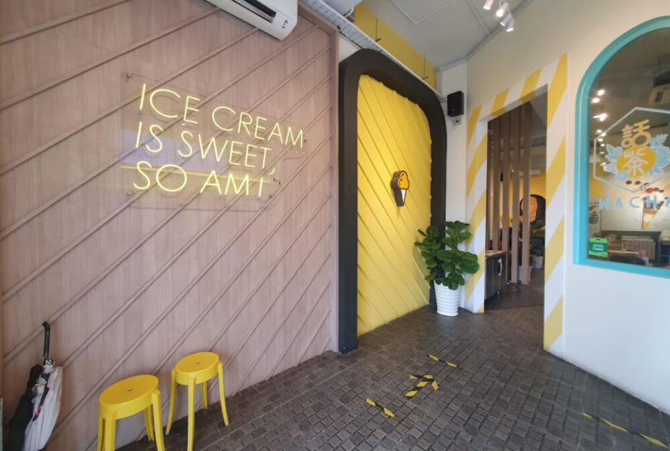 Inside Scoop - Store front