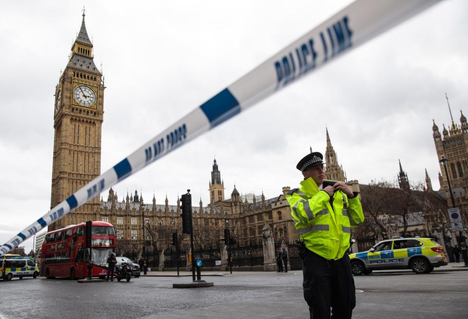 London Parliament attack: Pictures show confusion after Westminster terror shootings