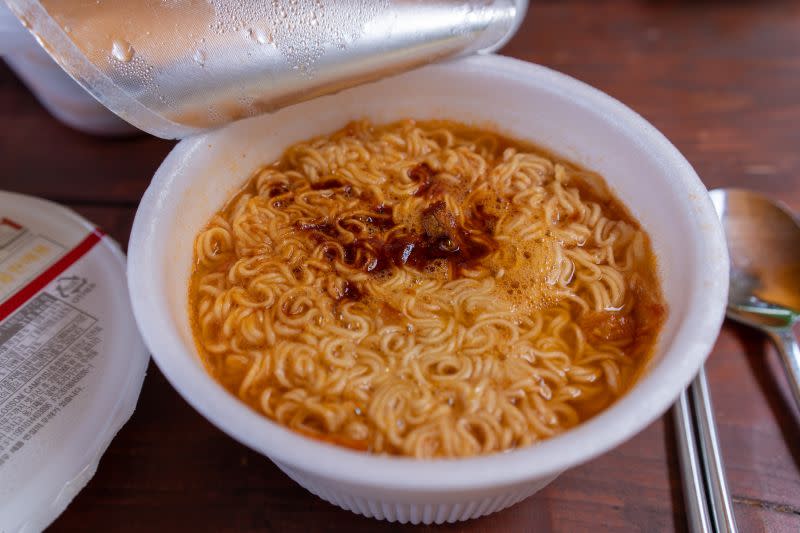 ▲有網友好奇詢問「韓國泡麵最好吃的是哪一款？」卻引來台灣人曝光堅持不吃韓國泡麵的主因。（示意圖／取自unsplash）