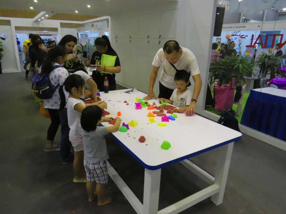 Using blocks for tactile learning.