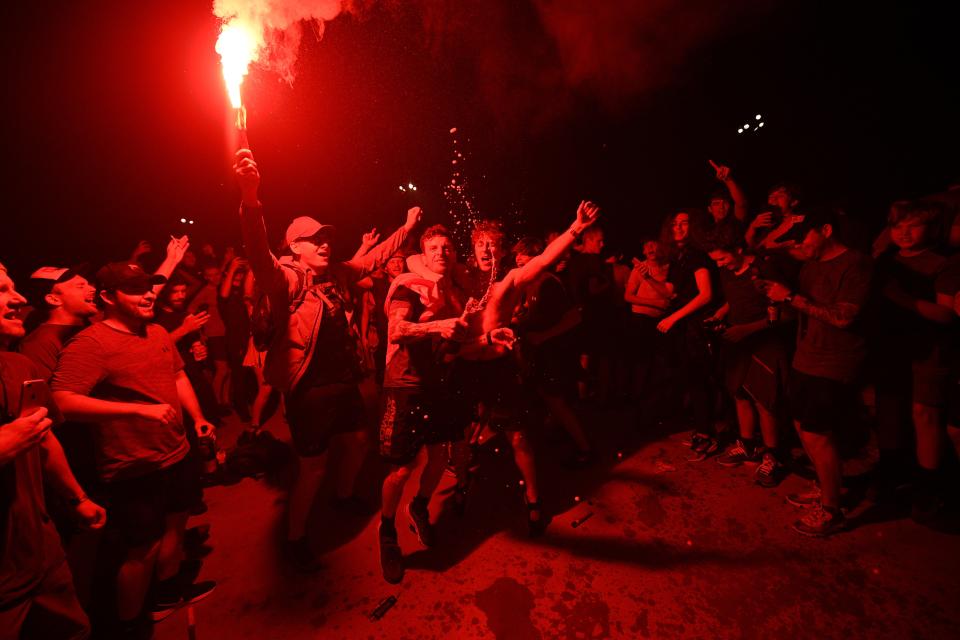 Las fotos preocupantes de la celebración de la Premier del Liverpool