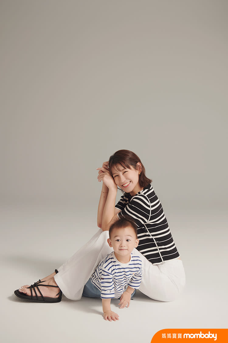 趙孟姿與1歲半的兒子Liam（圖／《媽媽寶寶》提供）