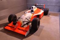 La Lola T93/30 della BMS Scuderia Italia, ex F1 di Michele Alboreto, vale almeno 80mila euro. Risale al 1993 ed è ricordata per i suoi pessimi risultati. Unico difetto: manca il motore... (foto: Artcurial.com)