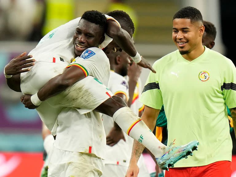 Senegal le ganó a Ecuador y se metió entre los 16 mejores del Mundial, en una gran tarea de los africanos