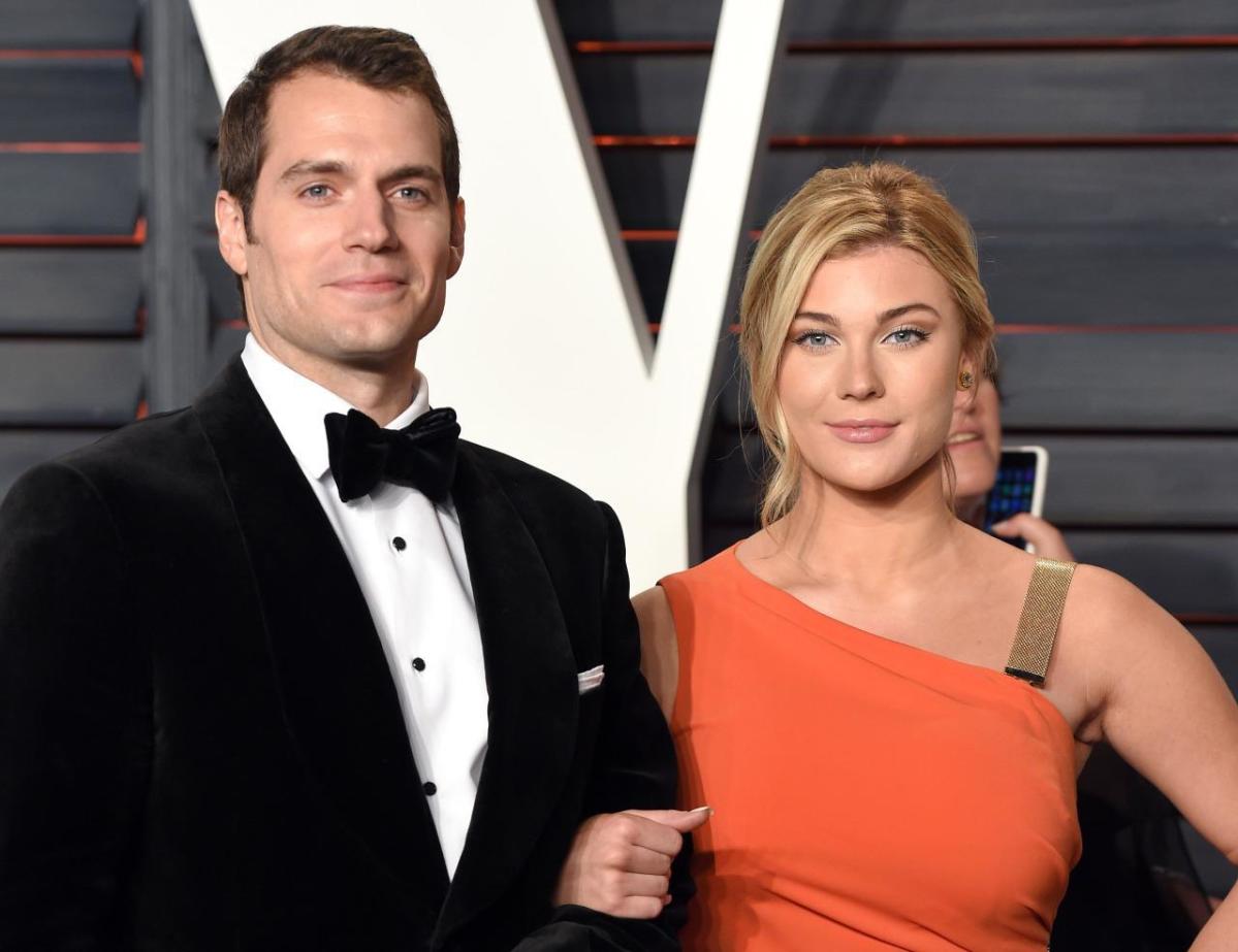 Henry Cavill's Girlfriend Apologizes For Posting Offensive Photos