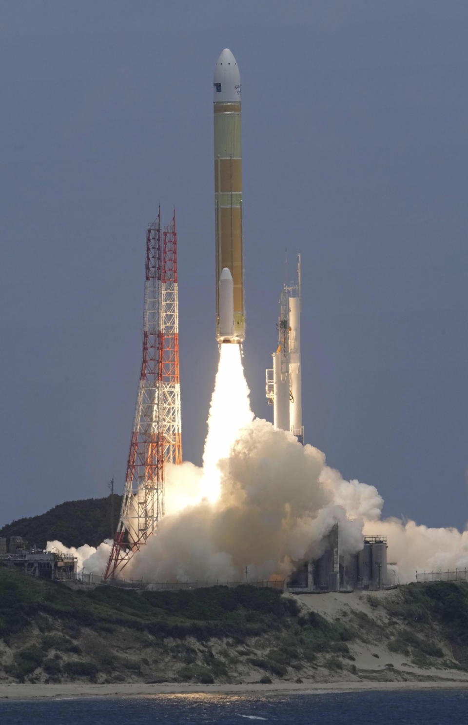 Japan’s H3 rocket with satellite Daichi 4 lifts off the launch pad in Tanegashima Space Center, Tanegashima, Kagoshima prefecture, southern Japan, Monday, July 1, 2024. Japan’s space agency on Monday launched the new flagship H3 rocket carrying an upgraded observation satellite for disaster response and security.(Kyodo News via AP)