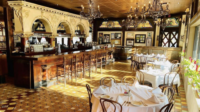 Interior and bar of the Columbia Restaurant in Ybor City 