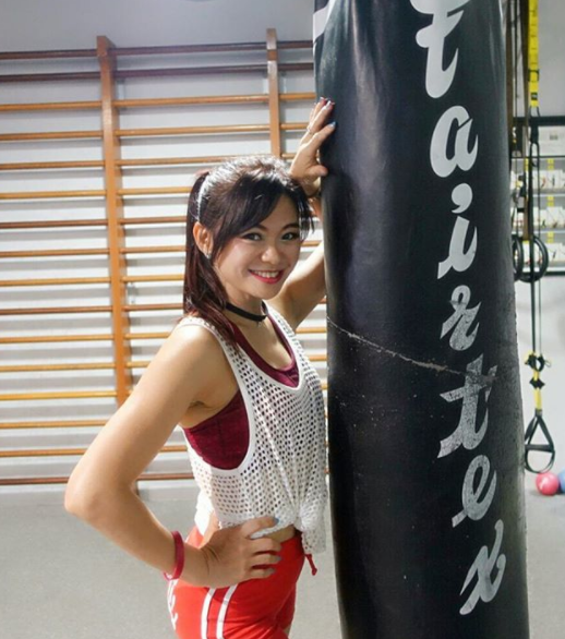 The mum regularly posts snaps of her working out on social media. Photo: Instagram