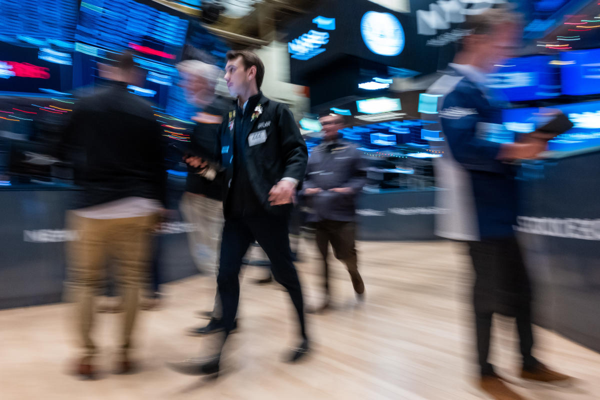 Investors Celebrate as S&P 500, Nasdaq Achieve New Record Levels to Wrap Up February