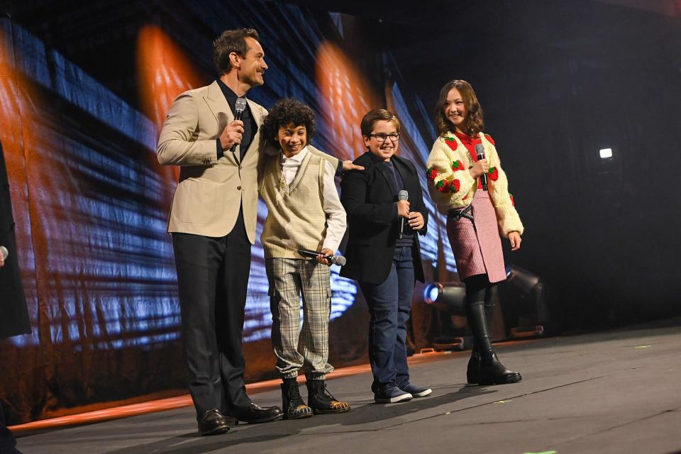 Jude Law helps introduce the kid stars of 'Star Wars: Skeleton Crew' at Star Wars Celebration 2023
