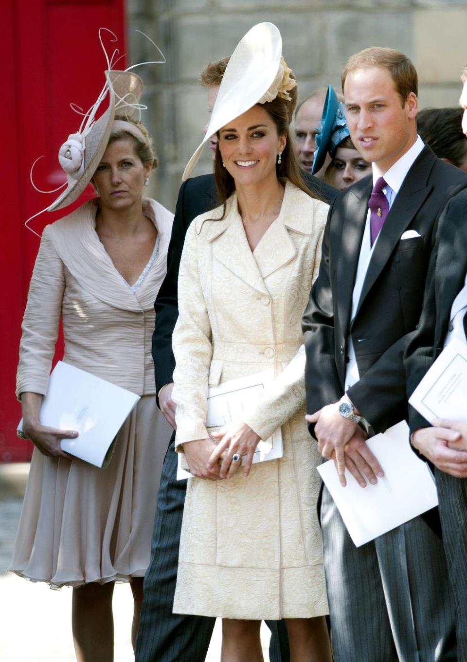 kate middleton wedding guest dress