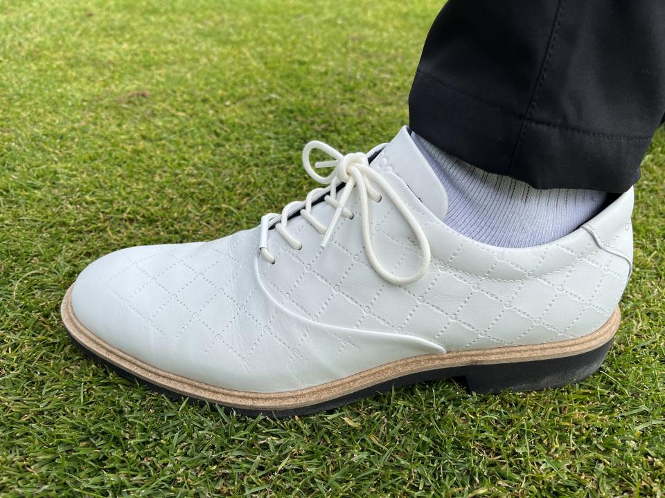 The embossed detailing on the Classic Hybrid helps it stand out on course