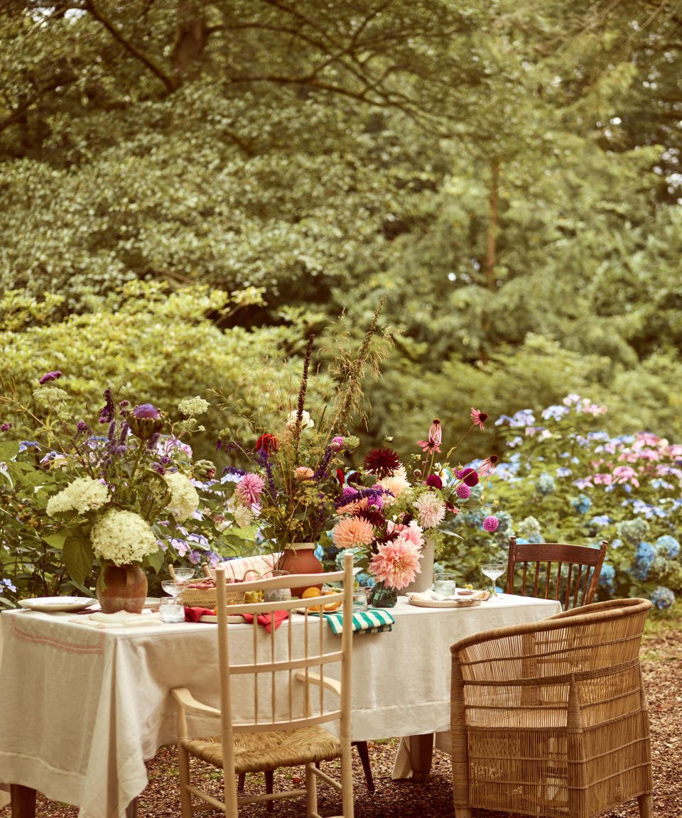 8. Set the table with linen and flowers