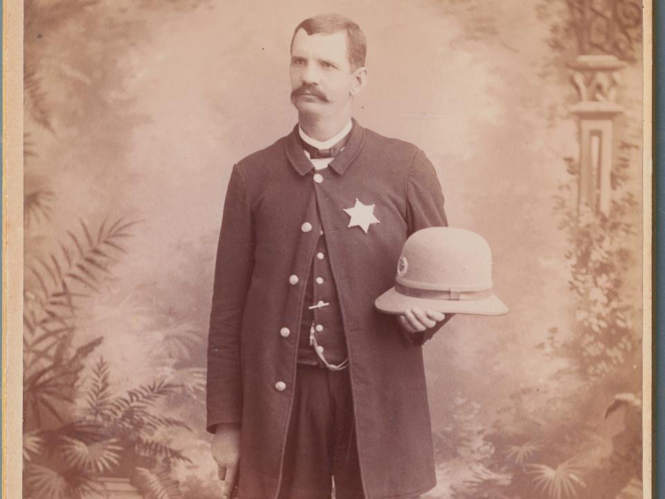 officer in 1800s