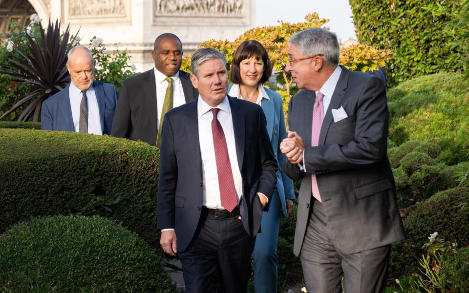 Keir Starmer meets with business leaders in Paris ahead of meeting with Emmanuel Macron