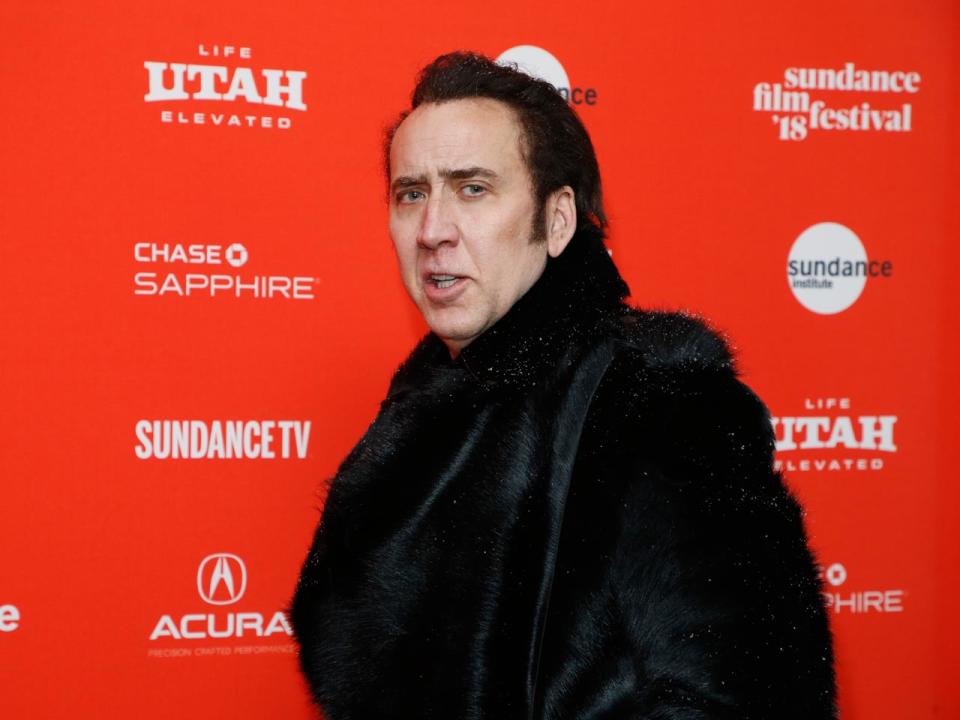 <p>Auch der Ex-Ehemann von Lisa Marie Presley, Nicolas Cage, fand sich vor einiger Zeit in finanziellen Schwierigkeiten wieder. Der Schauspieler verklagte 2009 seinen Manager auf eine Entschädigung von 20 Millionen Dollar, weil er ihn angeblich nicht richtig gemanagt hatte und so Steuerschulden von 6,2 Millionen Dollar entstanden seien. In der Gegenklage hieß es, dass Cage sein Geld selbst verprasst habe und somit verantwortlich für seine Misere sei. (Bild-Copyright: Danny Moloshok/Invision/AP) </p>