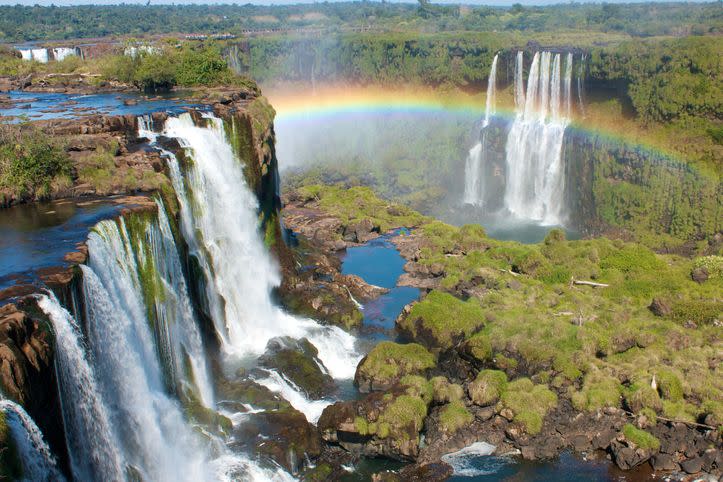 6) Iguaçu Falls, Brazil