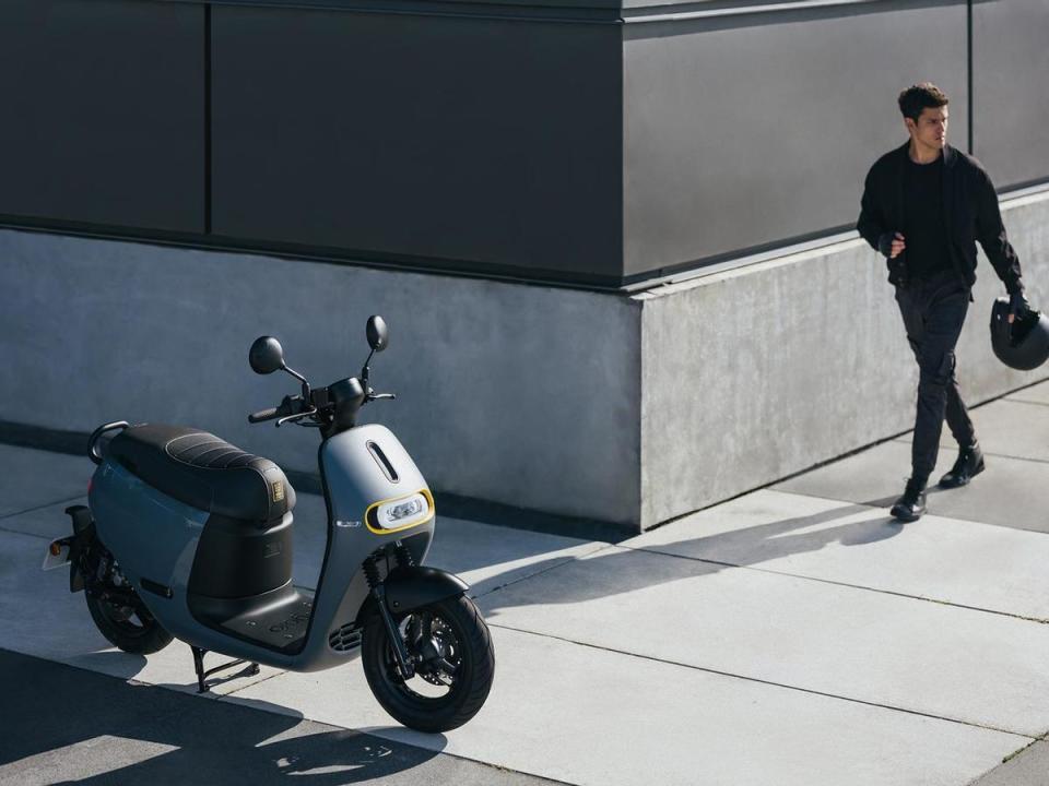 Gogoro 2 GT ABS、Gogoro 2 GT  智慧，從心所馭。