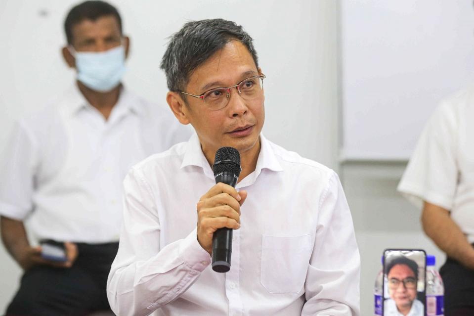 Pokok Assam assemblyman  Leow Thye Yih speaks during a press conference in Ipoh March 5, 2021.