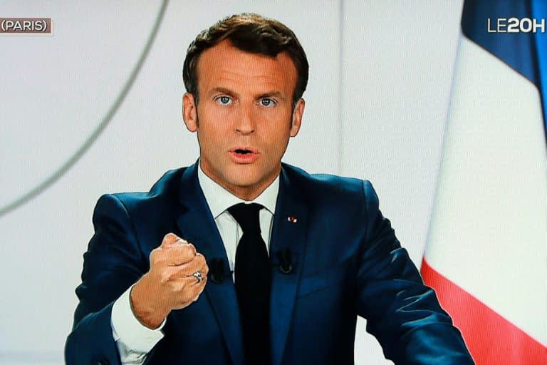 Emmanuel Macron depuis l'Elysée lors d'une interview télévisée de TF1, à Paris le 21 juillet 2020 - Ludovic MARIN © 2019 AFP