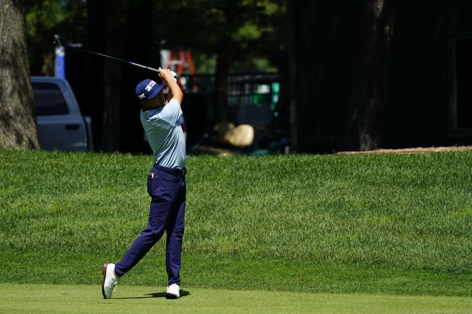 Zecheng Dou hits out of the 10th fairway during the final round of the Travelers Championship golf tournament at TPC River Highlands, Sunday, June 25, 2023, in Cromwell. (AP Photo/Frank Franklin II)