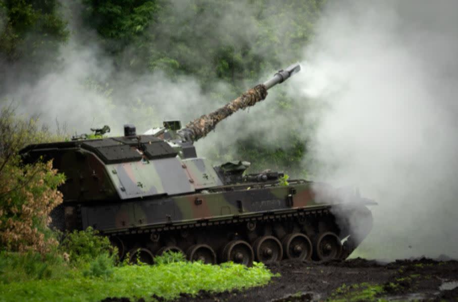 A Ukrainian army, German self-propelled Panzerhaubitze 2000 artillery fires toward Russian positions at the frontline near Bakhmut, Donetsk region, Ukraine, on Saturday (AP Photo/Efrem Lukatsky)