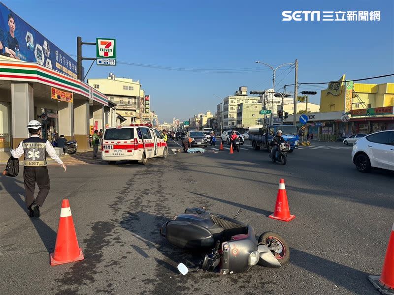 高雄市橋頭區17日發生一起死亡車禍。（圖／翻攝畫面）