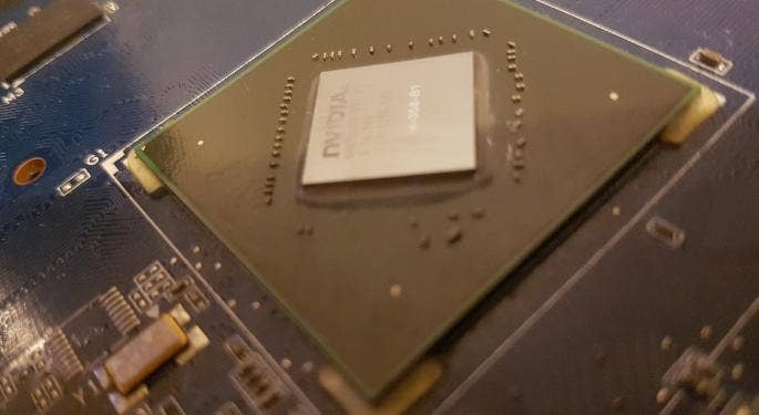 Nvidia enfrenta restricciones en chips IA por amenazas militares en China