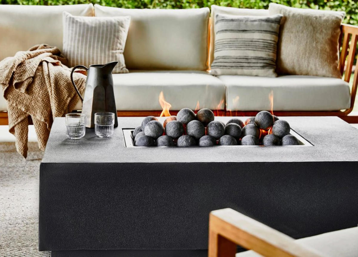 Choosing the Perfect Fire Pit Coffee Table – Outland Living