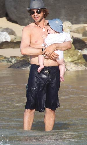 Dad Rodger Berman made a splash with his son. Splash News