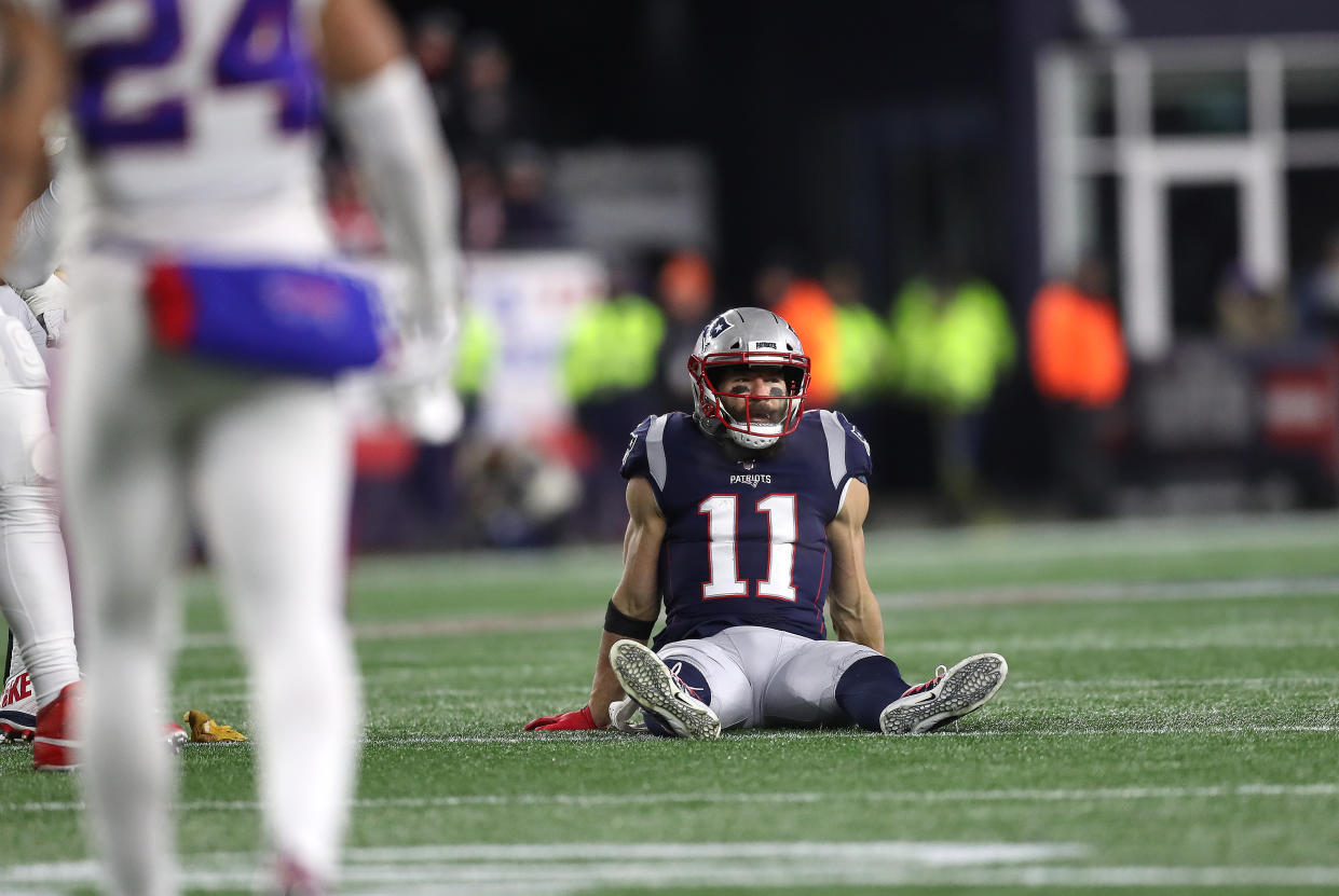 After taking a shot in the third quarter, Julian Edelman remained totally still on the ground as if he was severely hurt in an effort to get out of a penalty.