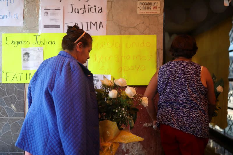 People arrive at the home of seven-year-old Fatima Cecilia Aldrighett, who went missing on February 11 and whose body was discovered over the weekend inside a plastic garbage bag, in Mexico City