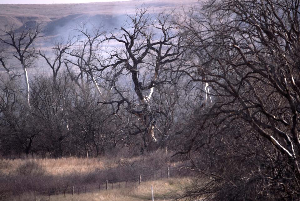 Smoke is seen outside of Canadian, Texas, from the Smokehouse Creek Fire, Monday, March 4, 2024. (Annie Rice/Lubbock Avalanche-Journal via AP) ORG XMIT: TXLUB101