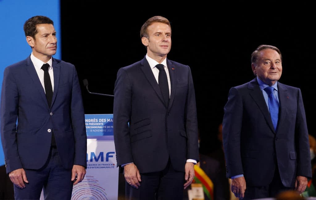 Emmanuel Macron au Congrès des maires le 18 novembre 2021 - LUDOVIC MARIN/AFP 