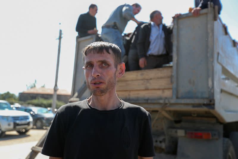 Refugees from Nagorno-Karabakh arrive in Kornidzor