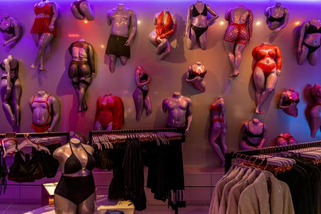 Rihanna's Lingerie Line Savage X Fenty Opens Its First DC-Area Store