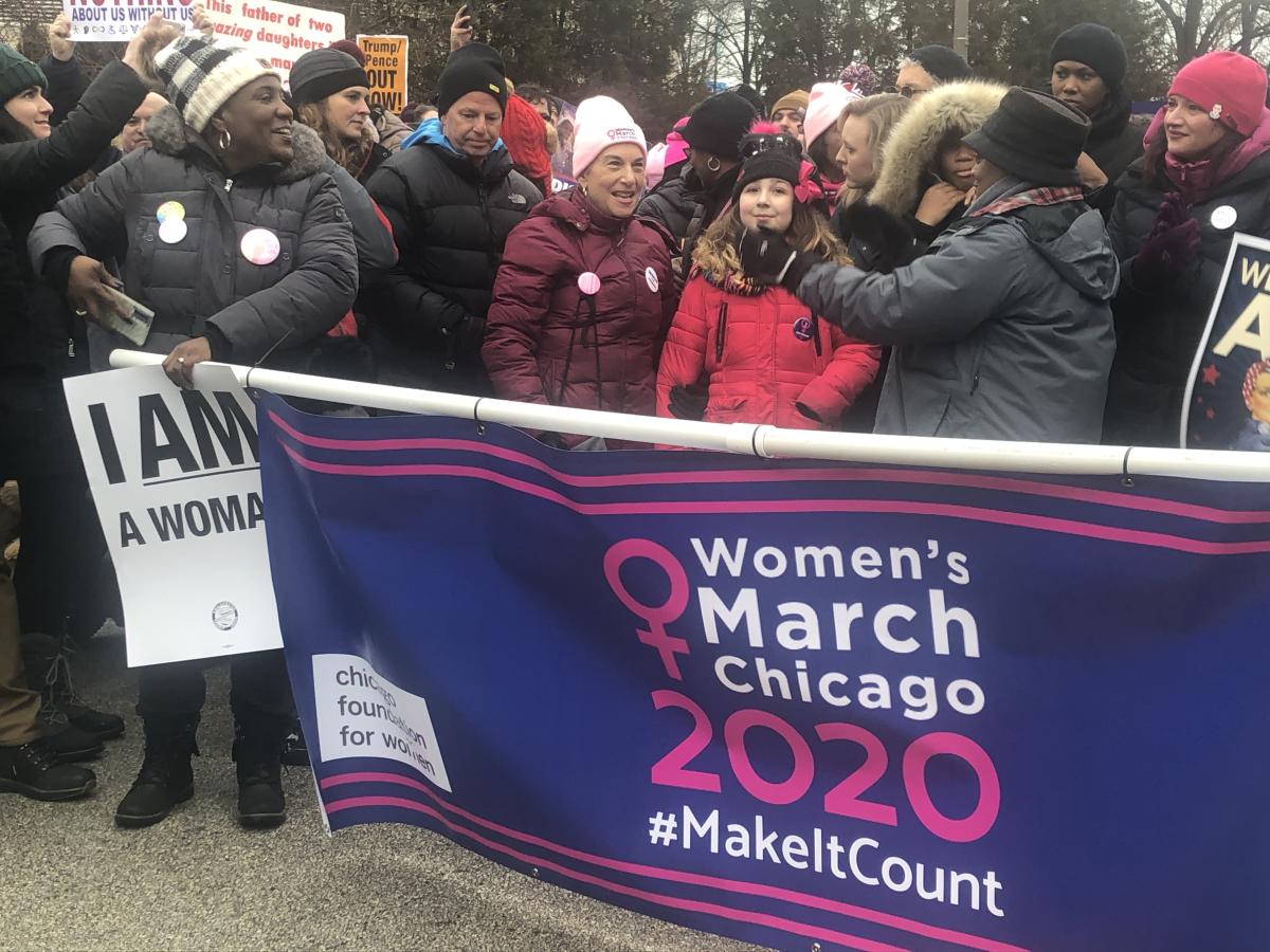 Women's March Chicago draws thousands to Grant Park in support of women