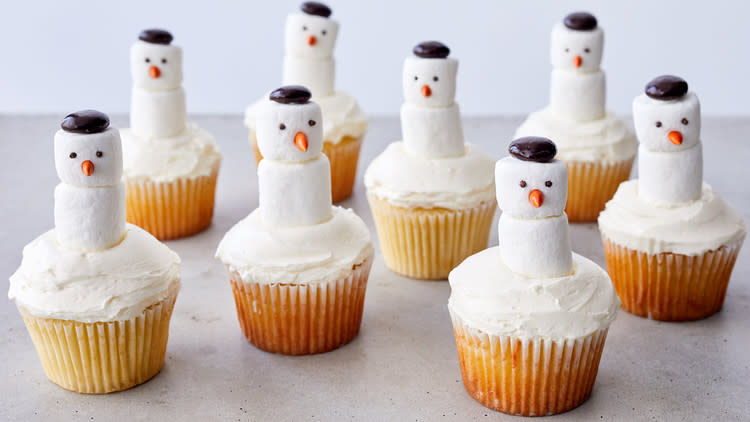 Snowman Cupcakes