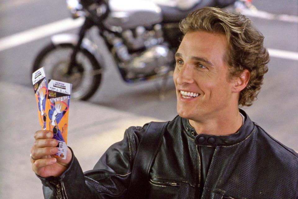 Editorial use only. No book cover usage. Mandatory Credit: Photo by John Clifford/Paramount/Kobal/Shutterstock (5884281w) Matthew McConaughey How To Lose A Guy In 10 Days - 2003 Director: Donald Petrie Paramount USA Scene Still Comedy Comment se faire larguer en 10 leçons