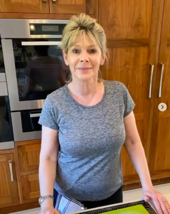 ruth-langsford-hair-transformation-ponytail