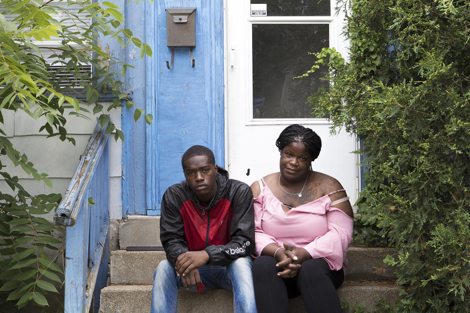 Jones and his mother&nbsp;pose for a portrait at their home in Kalamazoo. (Photo: Casey Sykes for HuffPost)