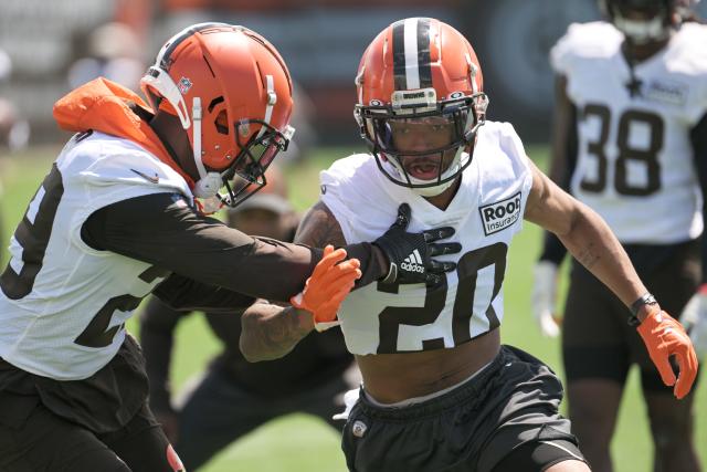 Browns Rookie Greg Newsome Tweets Out Injury Update