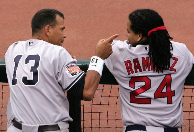 Photo: Dodger Manny Ramirez gestures during practice